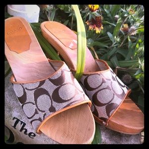 Coach wooden heels classic old school